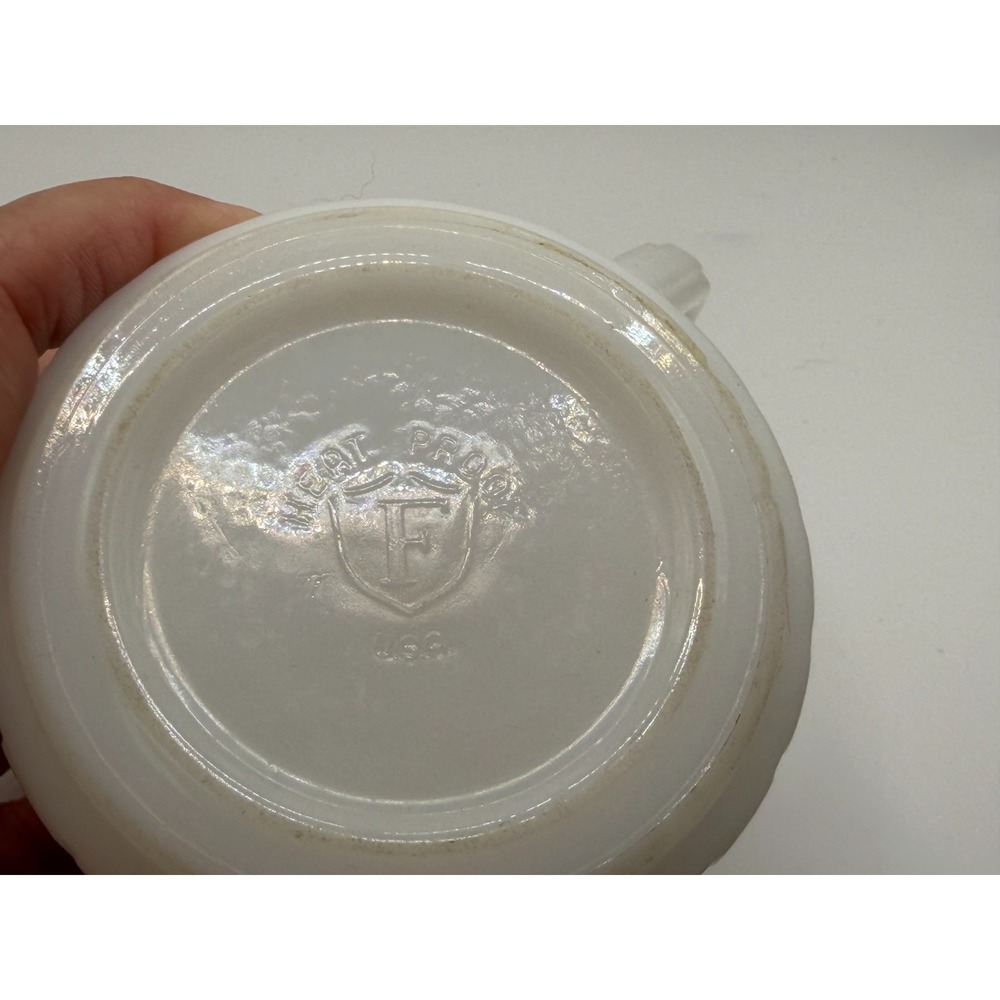 Federal Vintage Set of 2 White Glass Milk Glass Coffee Cups - Picture 9 of 10